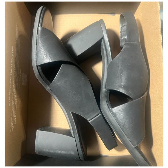 Neutralizer • TREASURE SLINGBACK DRESS SANDAL - Picture 7 of 8